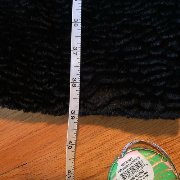 Coat - Picture 6 of 11